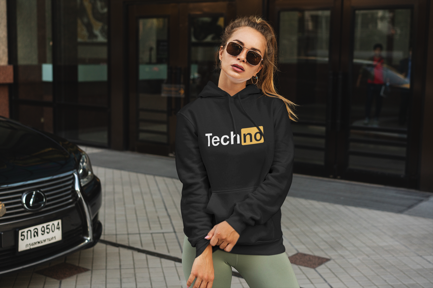 RAVETAP CLASSICS: "TECHNOHUB" HOODIE